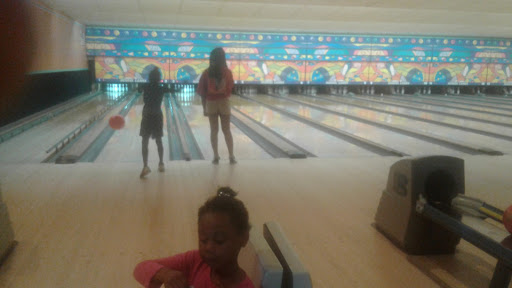 Bowling Alley «Hindel Bowling Lanes», reviews and photos, 6833 Massachusetts Ave, Indianapolis, IN 46226, USA