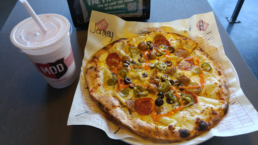 Pizza Restaurant «MOD Pizza», reviews and photos, 6400 Ridge Rd #10, Sykesville, MD 21784, USA