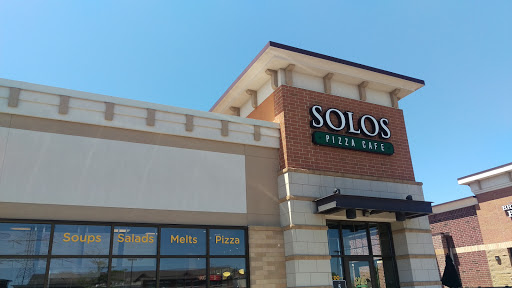 Pizza Restaurant «Solos Pizza Cafe», reviews and photos, 13356 Bass Lake Rd, Osseo, MN 55311, USA