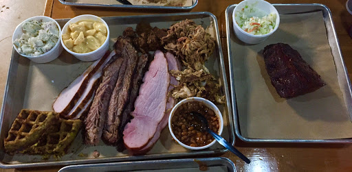 Restaurant «Bootleggers BBQ», reviews and photos, 1464 Gibson Ave, West Plains, MO 65775, USA