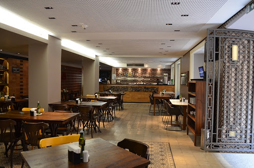 Café com Letras Liberdade, Praça da Liberdade, 450 - Savassi, Belo Horizonte - MG, 30140-140, Brasil, Restaurantes_Cafés, estado Minas Gerais