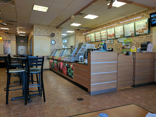 Restaurant «Subway», reviews and photos, 220 Cliff Ave #100, Harrisburg, SD 57032, USA
