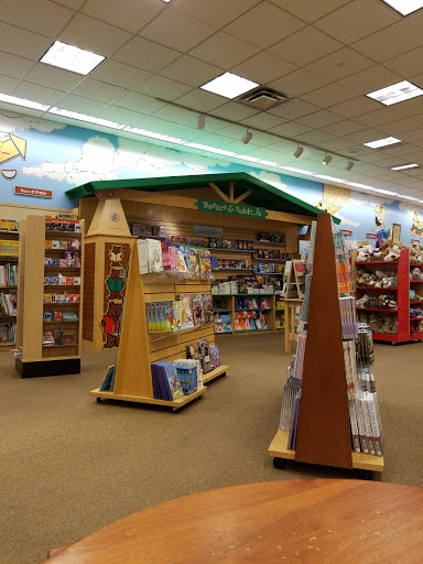 Book Store «Barnes & Noble Booksellers West Side», reviews and photos, 3701 Ellison Dr NW, Albuquerque, NM 87114, USA