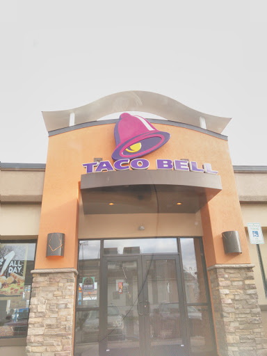 Mexican Restaurant «Taco Bell», reviews and photos, 28993 Ford Rd, Garden City, MI 48135, USA