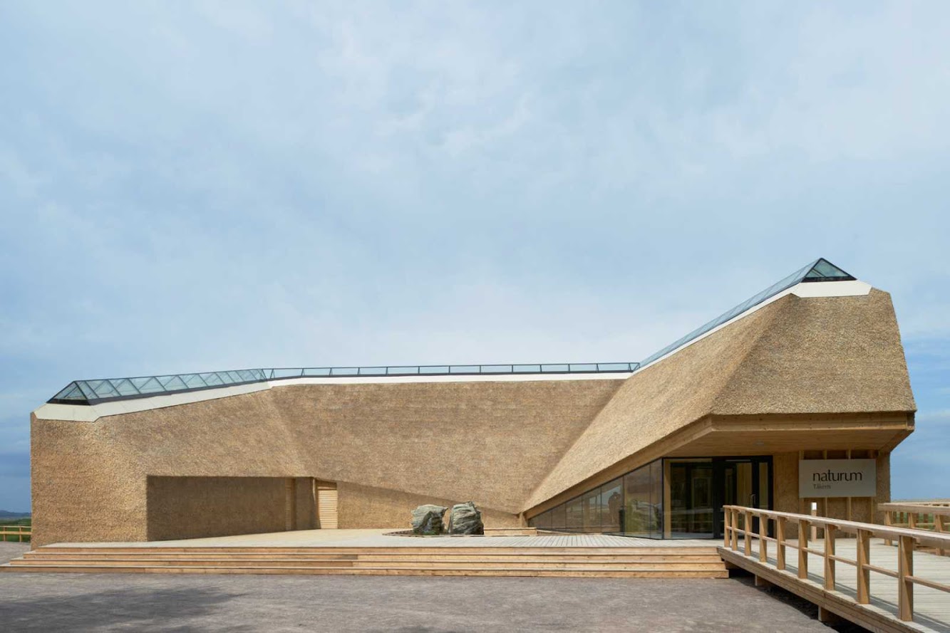 Ödeshög, Svezia: TÅKern Visitor Centre by WingÅRdh Arkitektkontor