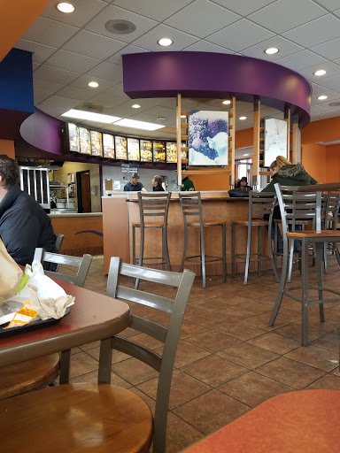 Mexican Restaurant «Taco Bell», reviews and photos, 4135 13th Ave S, Fargo, ND 58103, USA