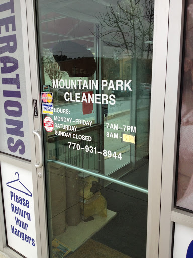 Dry Cleaner «Mountain Park Cleaners», reviews and photos, 1227 Rockbridge Rd SW # 202, Stone Mountain, GA 30087, USA