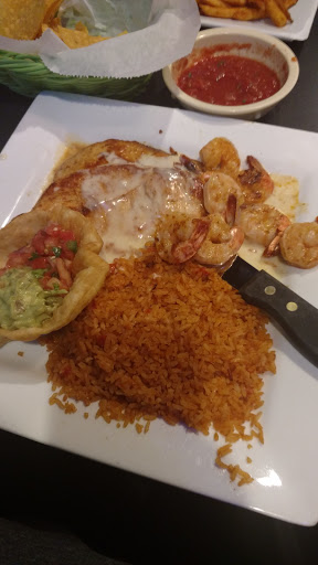 Mexican Restaurant «El Bracero Of Clarksville Madison Street», reviews and photos, 1769 Madison St, Clarksville, TN 37043, USA