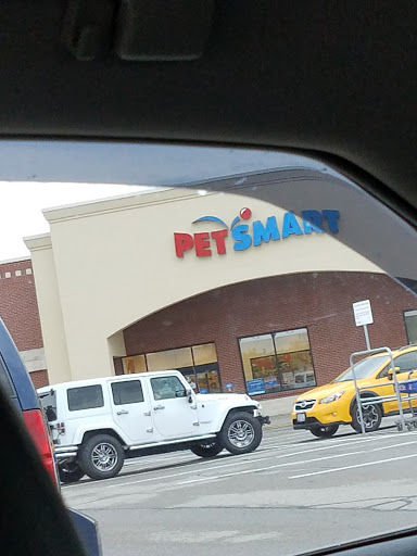 Pet Supply Store «PetSmart», reviews and photos, 1070 Iyannough Rd, Hyannis, MA 02601, USA