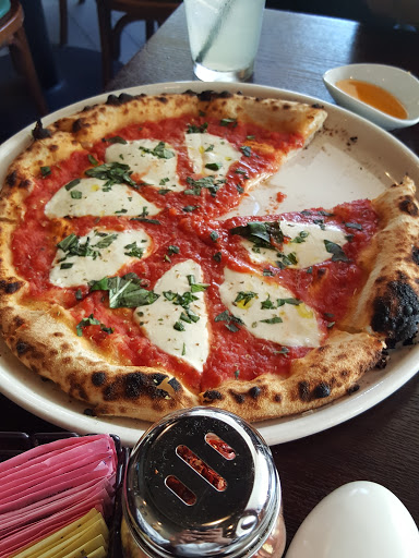 Italian Restaurant «Il Forno a Legna», reviews and photos, 3817 N 10th St #5, McAllen, TX 78501, USA