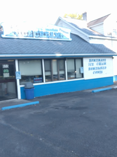 Ice Cream Shop «Blueberry Mountain Ice Cream», reviews and photos, 655 NY-17M, Middletown, NY 10940, USA