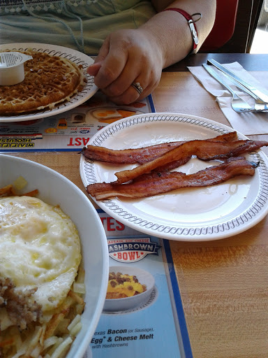 Breakfast Restaurant «Waffle House», reviews and photos, 62 N 400 Center Ln, Dawsonville, GA 30534, USA