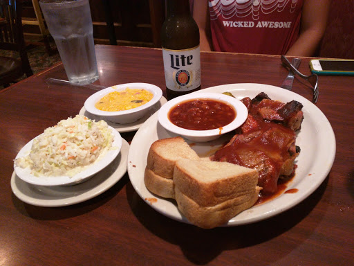 Barbecue Restaurant «Smokehouse Barbecue - Independence», reviews and photos, 19000 East 39th St S, Independence, MO 64057, USA