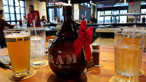 American Restaurant «RAM Restaurant & Brewery», reviews and photos, 906 N High St, Columbus, OH 43201, USA