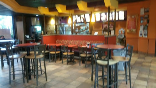 Mexican Restaurant «Taco Bell», reviews and photos, 27 S Kinderkamack Rd, Montvale, NJ 07645, USA