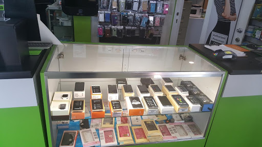 Cell Phone Store «Simple Mobile», reviews and photos, 1801 NW 7th St, Miami, FL 33125, USA