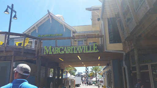 Outlet Mall «Shoreline Village Mall», reviews and photos, 886 Harbor Blvd, Destin, FL 32541, USA