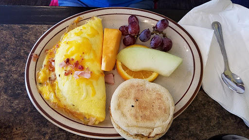 Brunch Restaurant «Brigs Great Beginnings Restaurant», reviews and photos, 8111 Creedmoor Rd Suite 169, Raleigh, NC 27613, USA