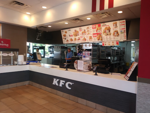 Fast Food Restaurant «KFC», reviews and photos, 676 Holcomb Bridge Rd, Roswell, GA 30076, USA