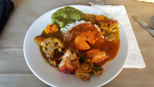 Indian Restaurant «Bombay Royale», reviews and photos, 1 Roundhouse Plaza #4, Northampton, MA 01060, USA
