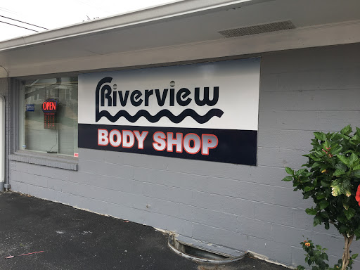 Auto Body Shop «RIVERVIEW BODY SHOP INC», reviews and photos, 611 S Broadway, Aurora, IL 60505, USA