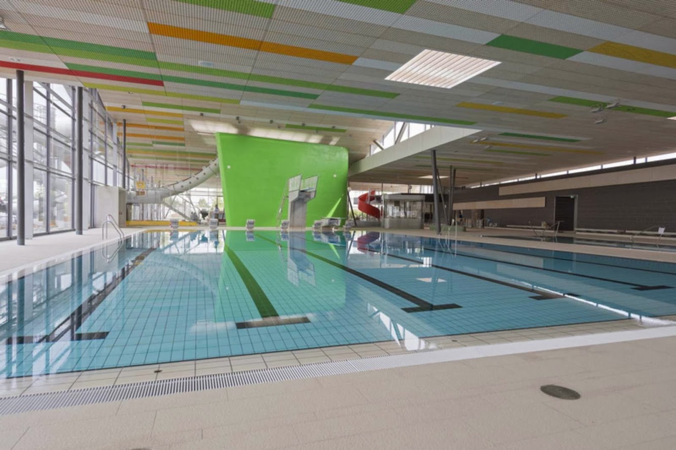 Fellbach Family and Recreational Baths by 4a Architekten