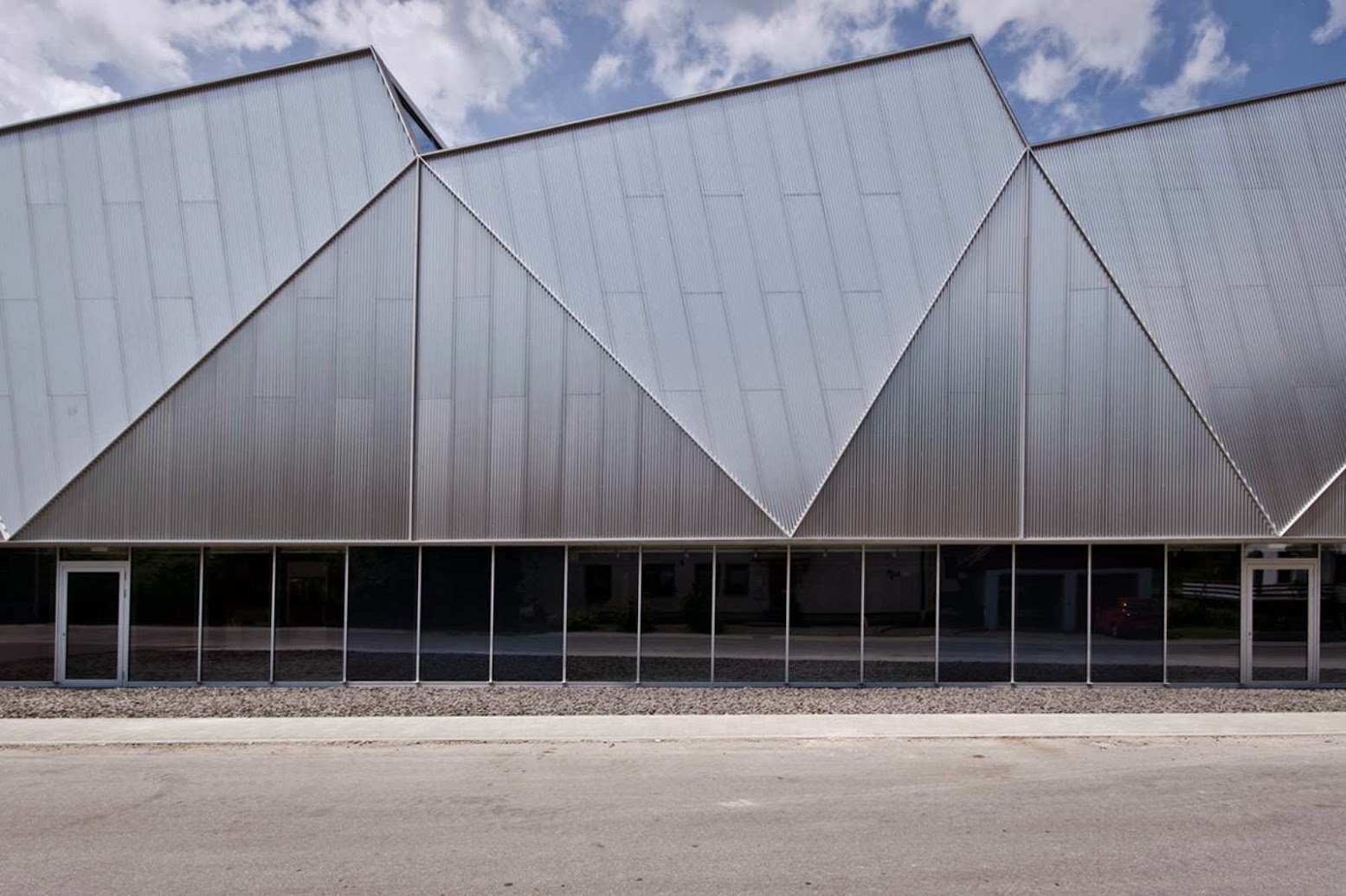 Production Hall Trumpf Hettingen by Barkow Leibinger