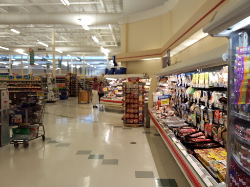 Grocery Store «Super Stop & Shop», reviews and photos, 1095 Kennedy Rd #619, Windsor, CT 06095, USA