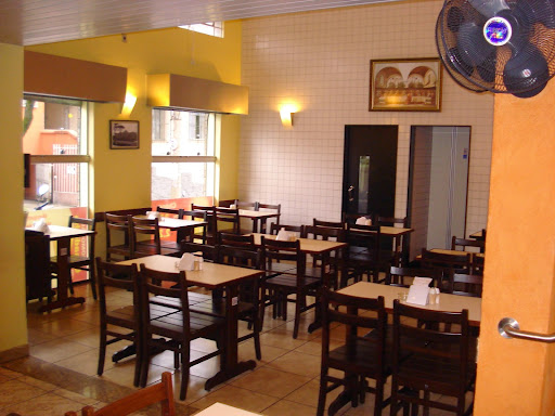 Restaurante Paracone - R. Niquelina, R. Niquelina, 1705 - Santa Efigênia, Belo Horizonte - MG, 30270-050, Brasil, Pizzaria, estado Minas Gerais