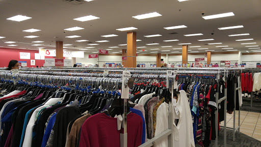 Clothing Store «Burlington Coat Factory», reviews and photos, 285 N Moorpark Rd, Thousand Oaks, CA 91360, USA