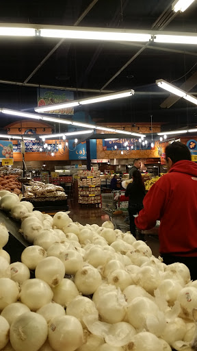 Grocery Store «Fiesta Mart Inc», reviews and photos, 3434 W Illinois Ave, Dallas, TX 75211, USA