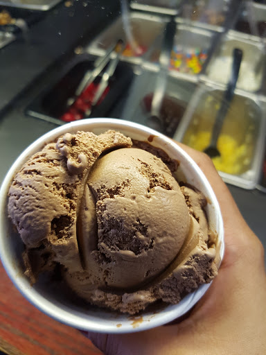 Ice Cream Shop «J.P. Licks», reviews and photos, 1312 Massachusetts Ave, Cambridge, MA 02138, USA