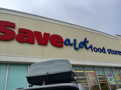 Grocery Store «Save-A-Lot», reviews and photos, 2420 N Dixie Hwy, Hollywood, FL 33020, USA