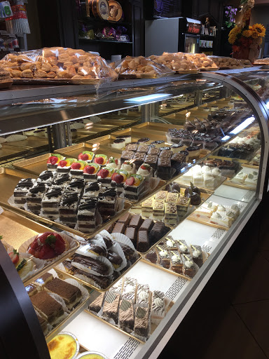 Cafe «PALM SWEETS Bakery & Cafe», reviews and photos, 3605 15 Mile Rd, Sterling Heights, MI 48310, USA