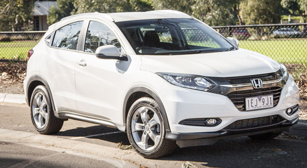 2016 Honda HR-V VTi-S Review, Specs