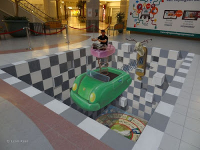 3D Street Paintings Seen On www.coolpicturegallery.us 3D Street Paintings Seen On www.coolpicturegallery.us