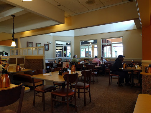 Restaurant «IHOP», reviews and photos, 1217 Omniplex Dr, Cincinnati, OH 45240, USA