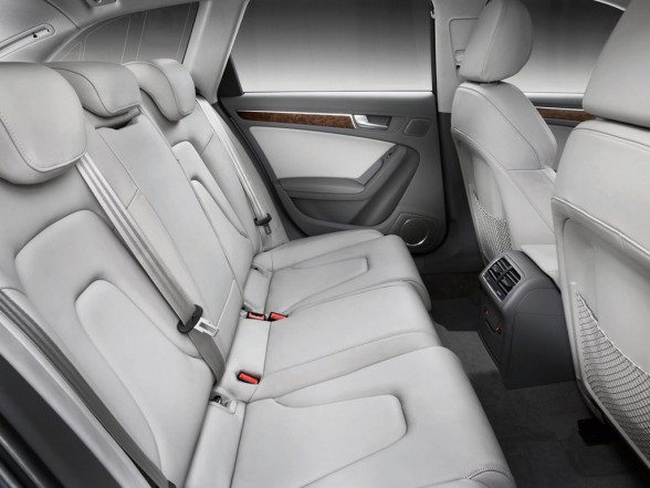 Audi A4 Avant 2009 - Interior View