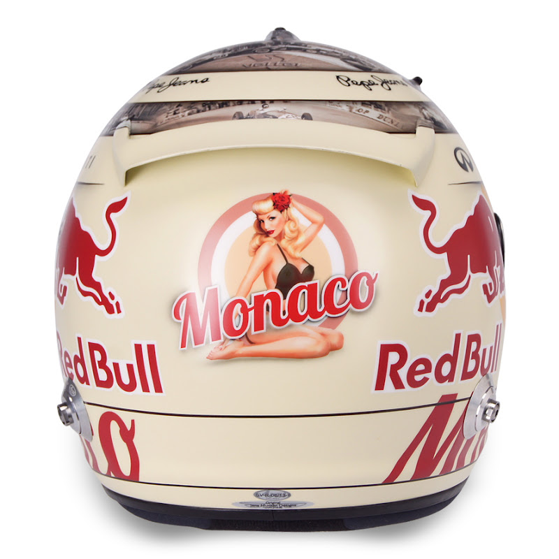 шлем Себастьяна Феттеля с девушкой на задней части для Гран-при Монако 2013