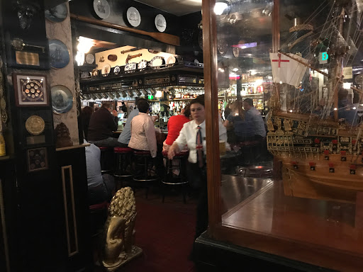 Pub «The Crown & Anchor», reviews and photos, 150 W Franklin St, Monterey, CA 93940, USA