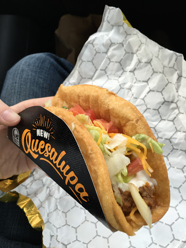 Mexican Restaurant «Taco Bell», reviews and photos, 221 Dolson Ave, Middletown, NY 10940, USA
