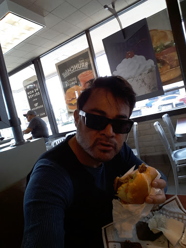 Fast Food Restaurant «Jack in the Box», reviews and photos, 2601 Slauson Ave, Huntington Park, CA 90255, USA