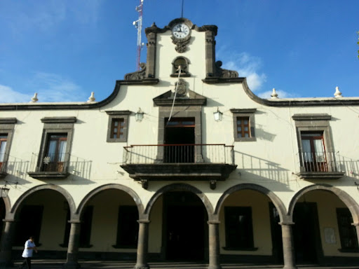 Presidencia Municipal de Tlaquepaque, Calle Independencia, Centro, 45500 San Pedro Tlaquepaque, Jal., México, Oficinas del ayuntamiento | JAL