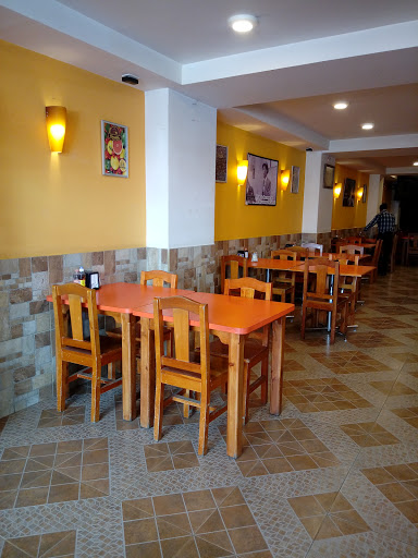 Los Candiles, Francisco I. Madero 13 int. A, Centro, 91270 Perote, Ver., México, Restaurante de brunch | VER