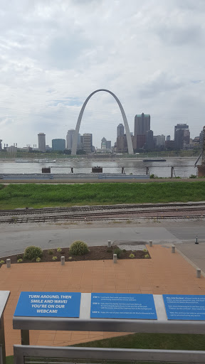 Tourist Attraction «Mississippi River Overlook», reviews and photos, 185 W Trendley Ave, East St Louis, IL 62201, USA