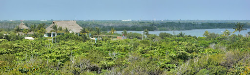 Hilton Cancun Golf Club, Retorno Lacandones Seccion A, Km.17 Mza 53 Lote 52 Zona Hotelera, 77500 Cancún, Q.R., México, Complejo turístico dedicado al golf | QROO
