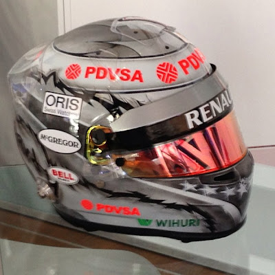 шлем Пастора Мальдонадо для Гран-при Монако 2013