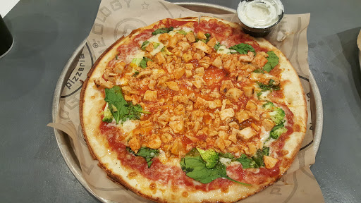 Pizza Restaurant «Pieology Pizzeria, Greensboro / Friendly Center», reviews and photos, 3316 W Friendly Ave #101, Greensboro, NC 27408, USA
