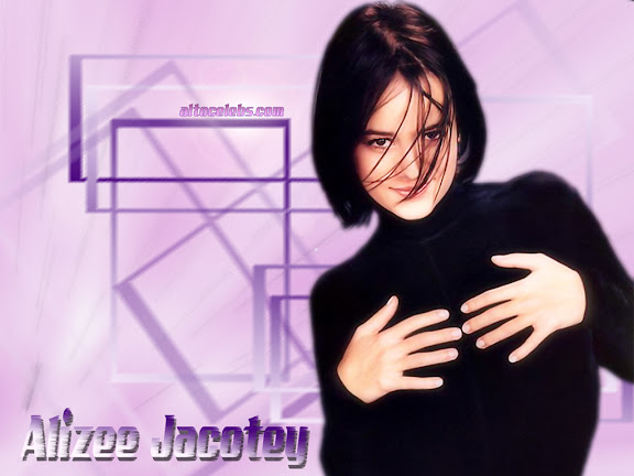  Alizee