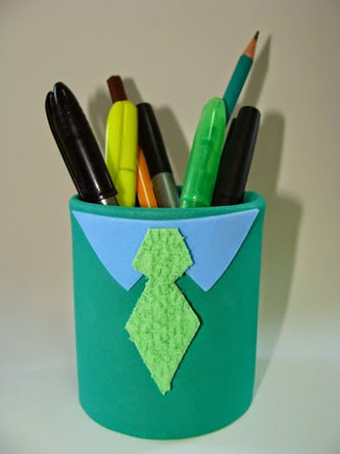 Artesanato para o dia dos pais lata decorada com EVA Revista Artesanato Armario Com Espelho Para Banheiro Pequeno ~ Artesanato para o dia dos pais lata decorada com EVA Revista Artesanato